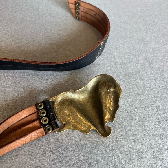 BLACK LEATHER BELT with LARGE ELEPHANT BUCKLE
SIZE- 35” - Picture 5 of 5